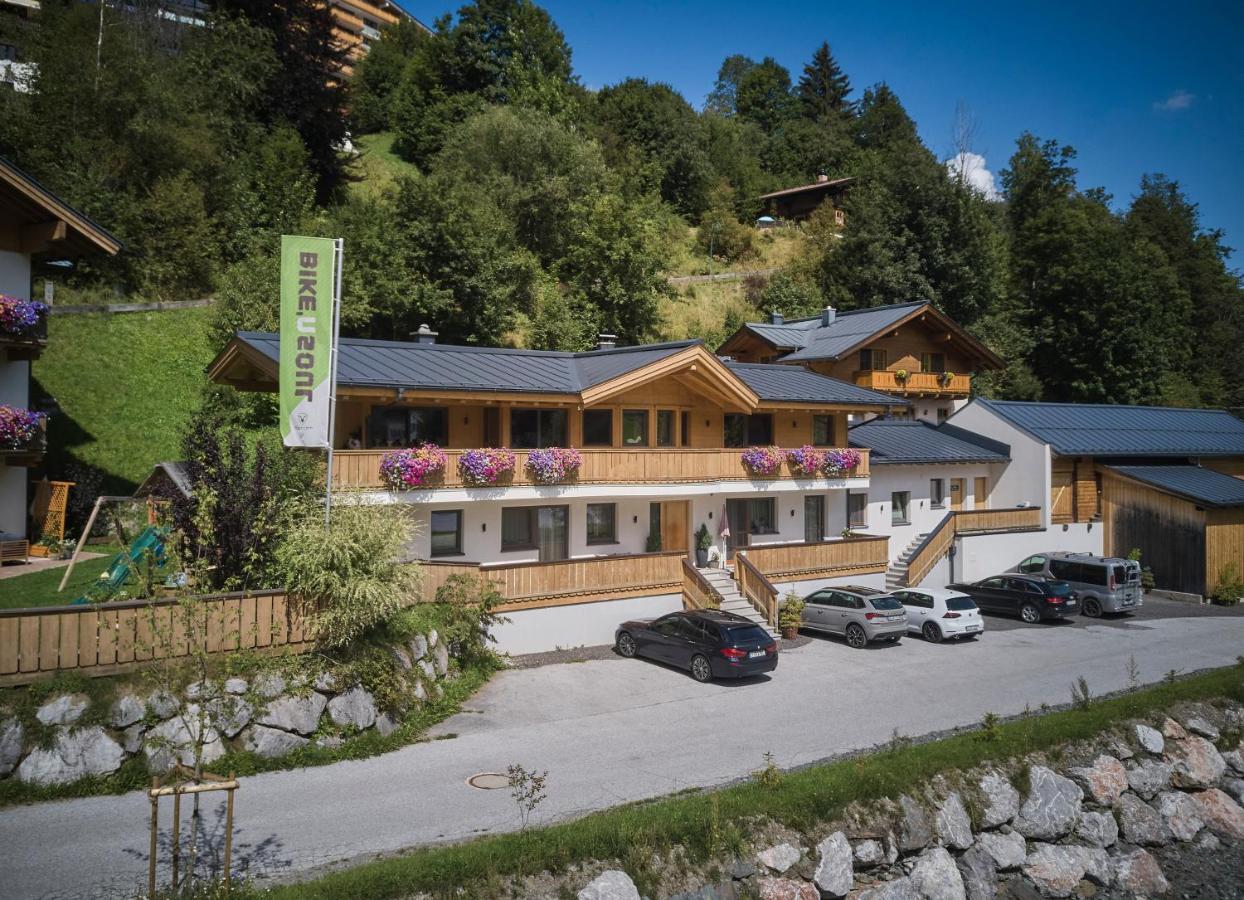 Am Zwoelferkogel Appartements Σάαλμπαχ-Χίντεργκλεμ Εξωτερικό φωτογραφία